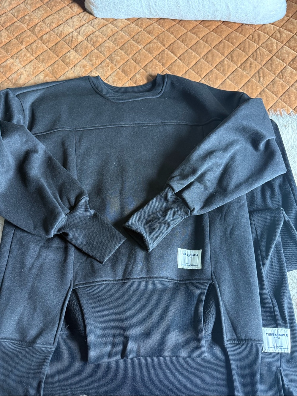 Ture Simple Black Ribbed Leggings and sweatshirt combo